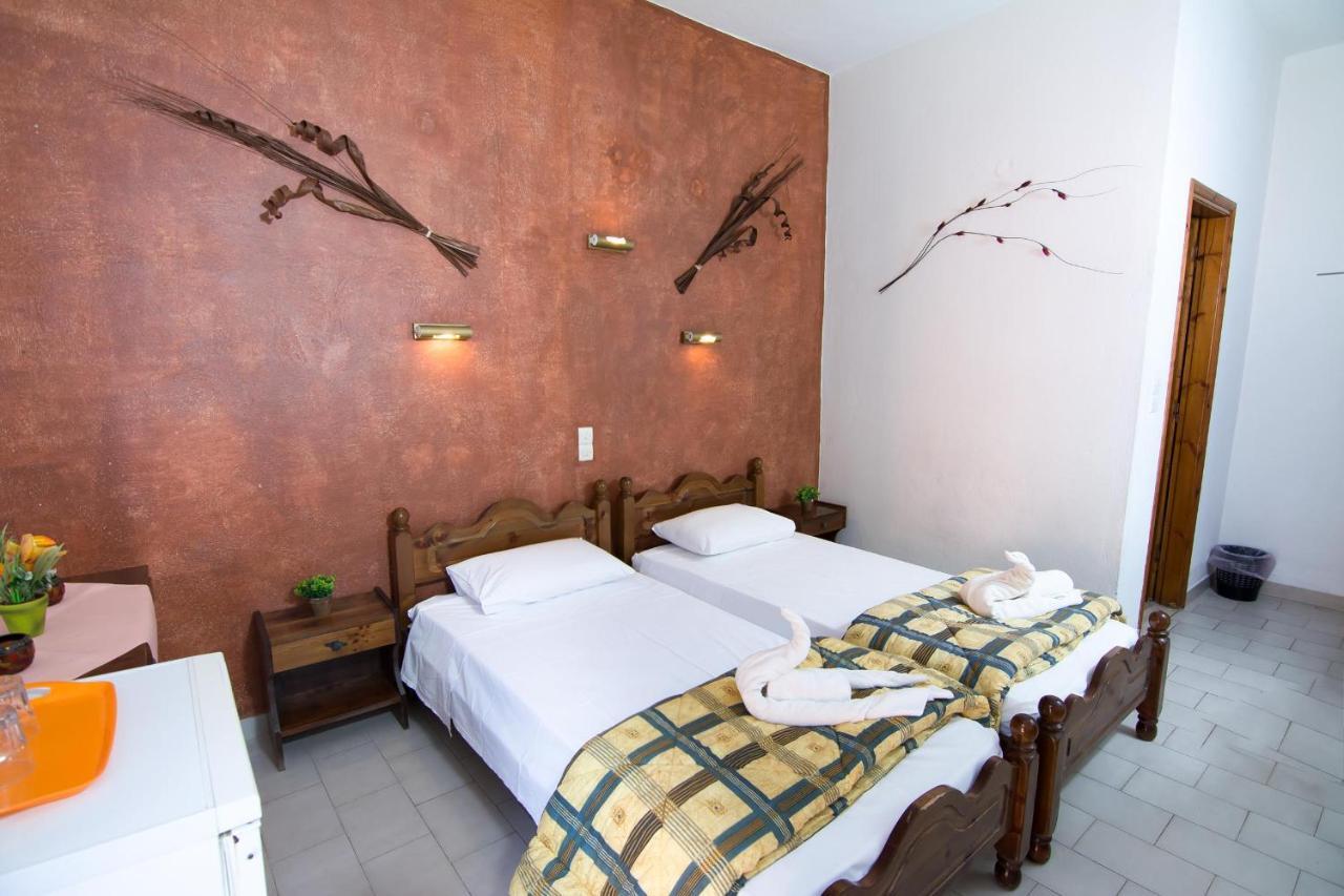 Sunlight Hotel Benitses  Buitenkant foto